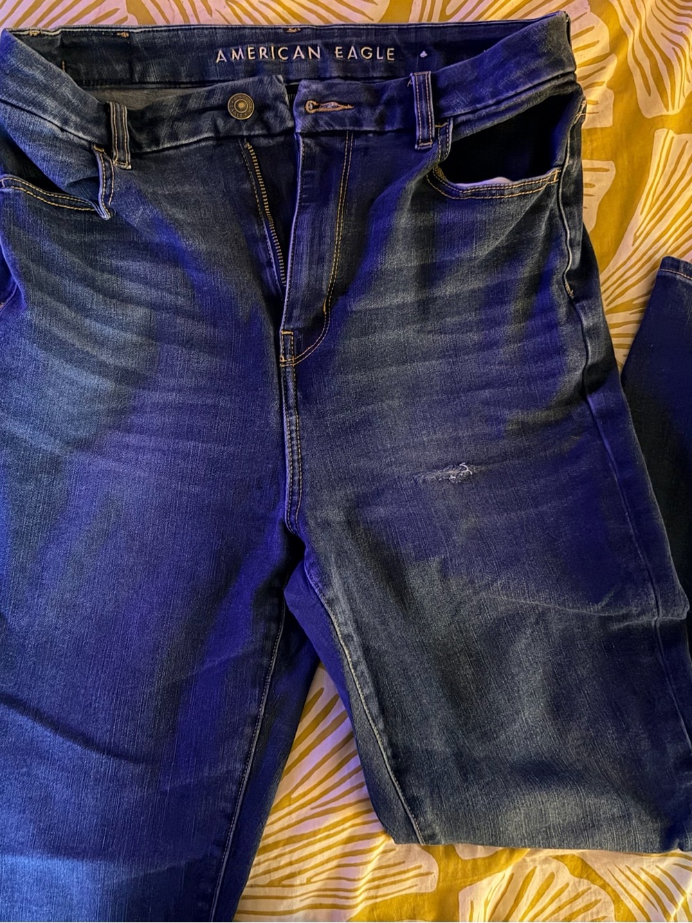 American Eagle Outfitters Women’s High-Rise Indigo Jeans